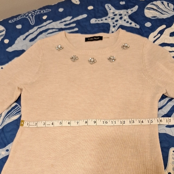 Ivanka Trump Light Rose Sweater with Embellishments - Picture 5 of 6